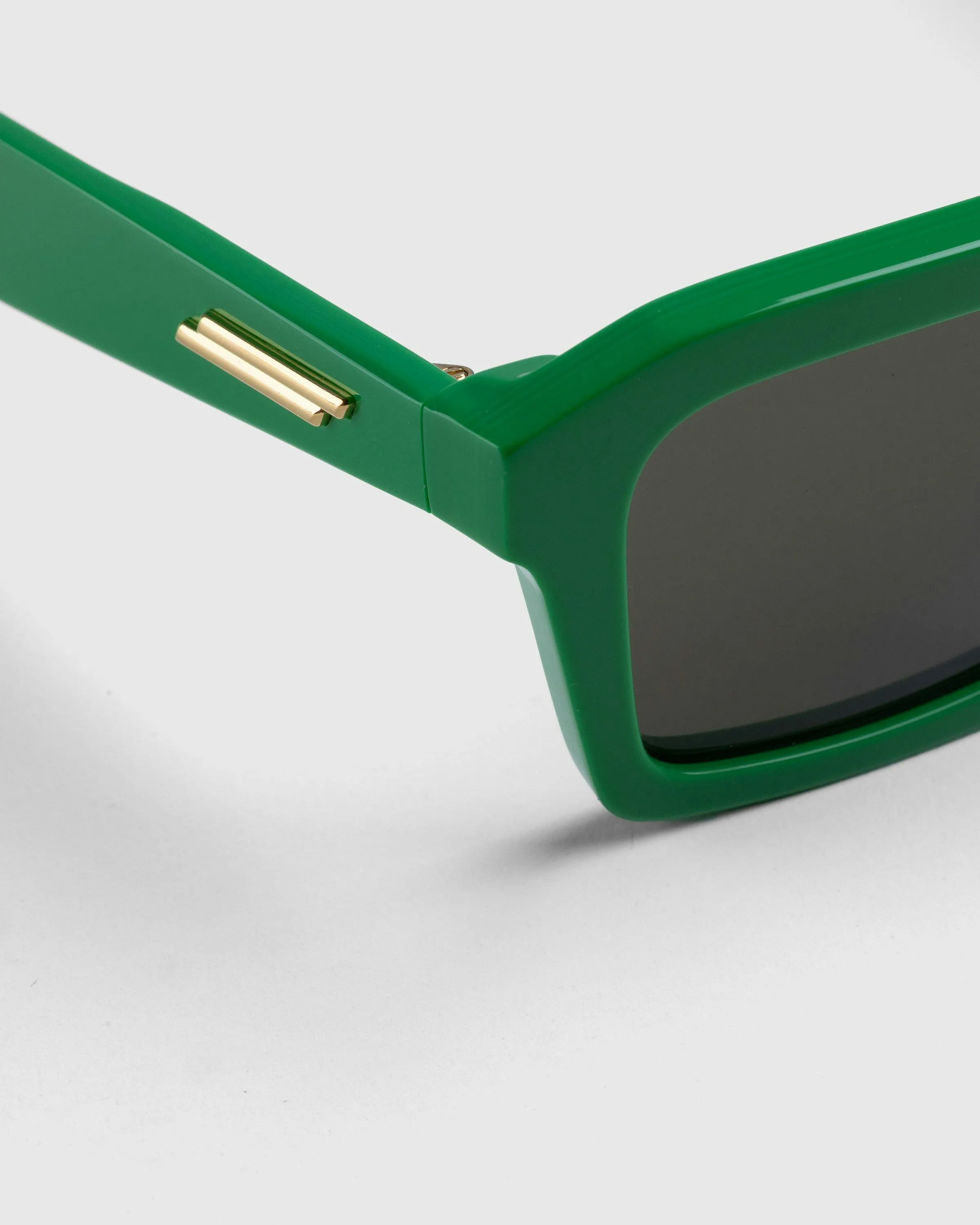 Bottega Veneta – Classic Square Sunglasses Green/Green | Highsnobiety Shop
